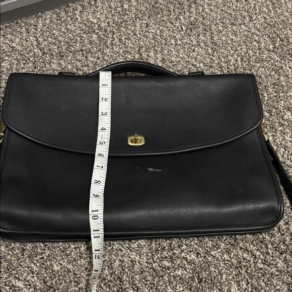 Coach vintage black leather briefcase messenger bag crossbody Y2K marks boho 90s - Picture 9 of 11